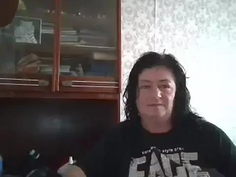 GypsiQueen2 from StripChat is Freechat
