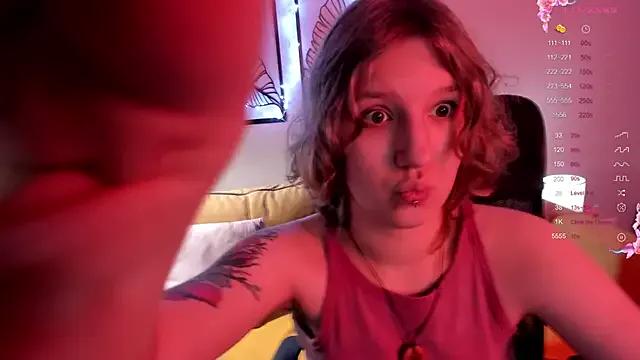 Hailey_Foxy from StripChat is Freechat