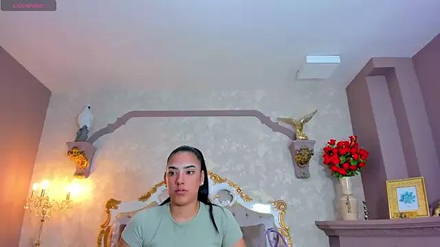 hallemercy from StripChat is Freechat