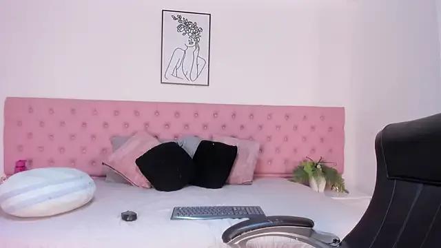 Hanna_Garciia from StripChat is Freechat
