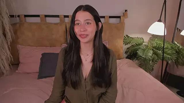 hannah_brady from StripChat is Freechat