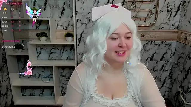 HelenHartt from StripChat is Freechat