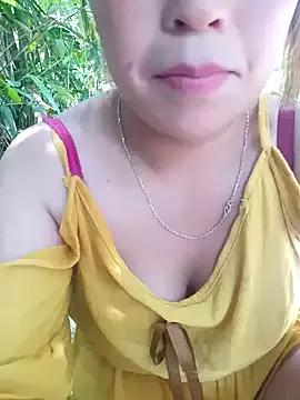 helenka_cute from StripChat is Freechat