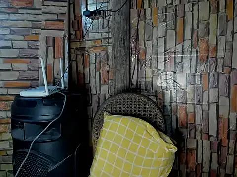 Hottie_Kiraxx from StripChat is Freechat