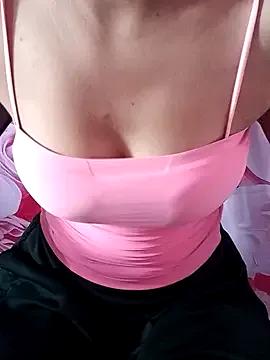 Husan_rani from StripChat is Freechat