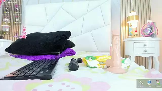 irinacollyn from StripChat is Freechat