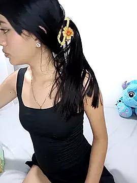 Isa_Dolly from StripChat is Freechat