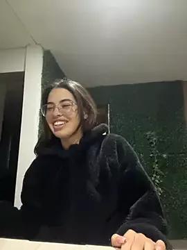 Isabela_Colins from StripChat is Freechat