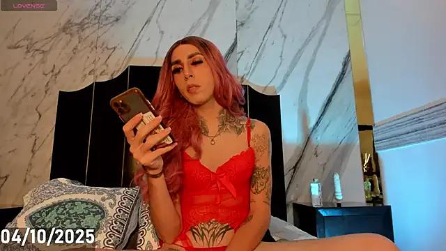 Isabella_Haddad from StripChat is Freechat