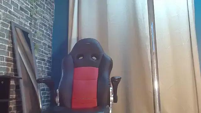 Isabella_rosssi from StripChat is Freechat