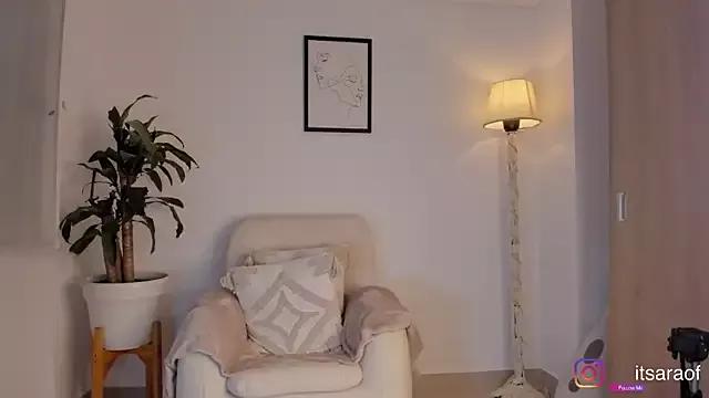 itsaraa from StripChat is Freechat