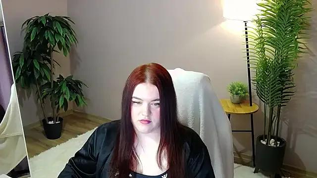 IvorySnowW from StripChat is Freechat