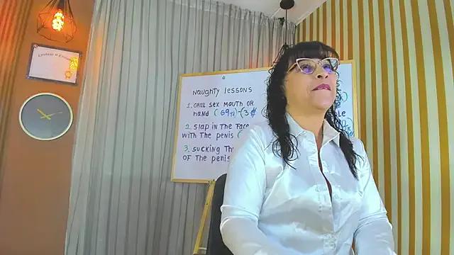 Jenni_Zeller from StripChat is Freechat