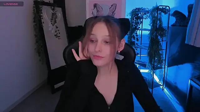 JenniferKiim from StripChat is Freechat