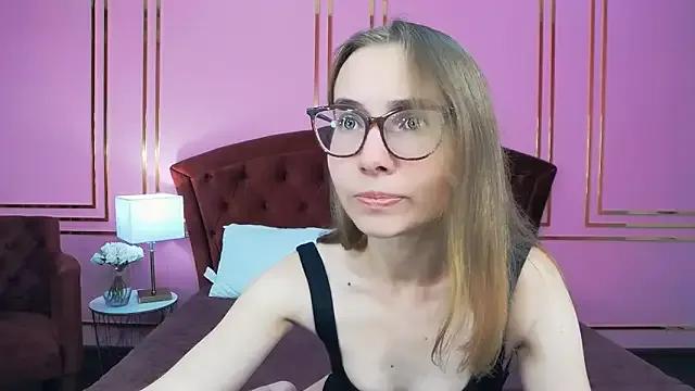 JessieJuss from StripChat is Freechat