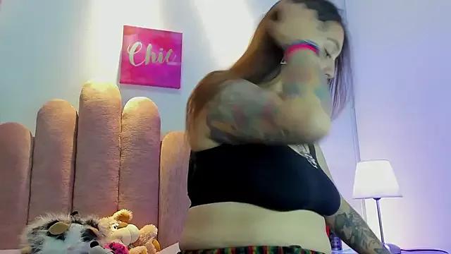 JulianaCarter from StripChat is Freechat