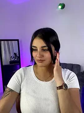 Julieta92_ from StripChat is Freechat