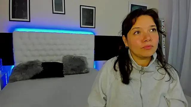JulietteHarley from StripChat is Freechat