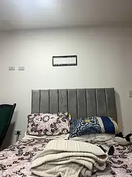 kamila_Vixen from StripChat is Freechat