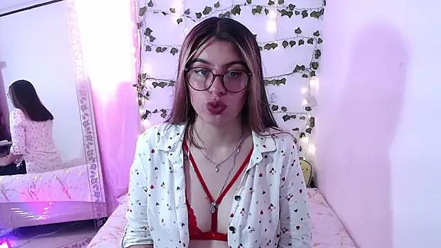 kamillew from StripChat is Freechat