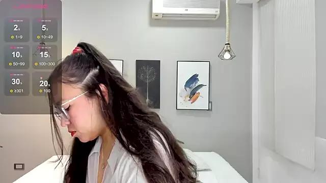 katyyjames from StripChat is Freechat