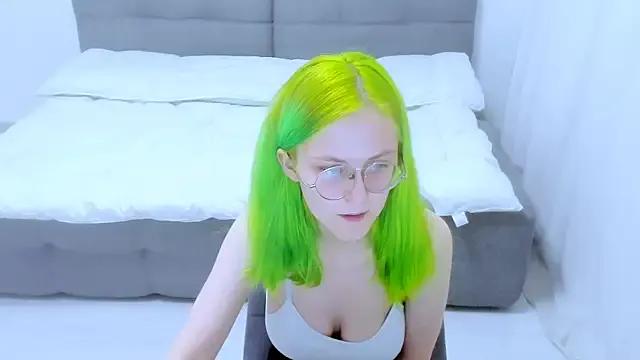 kaya_meoow from StripChat is Freechat