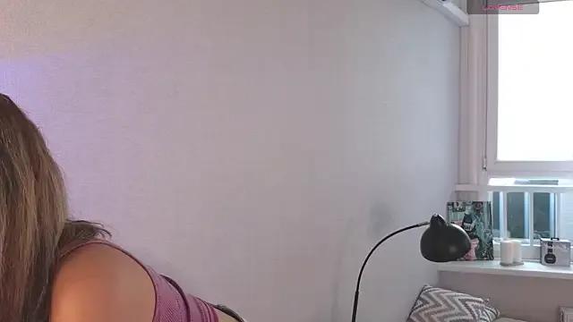 KiraBlushy from StripChat is Freechat