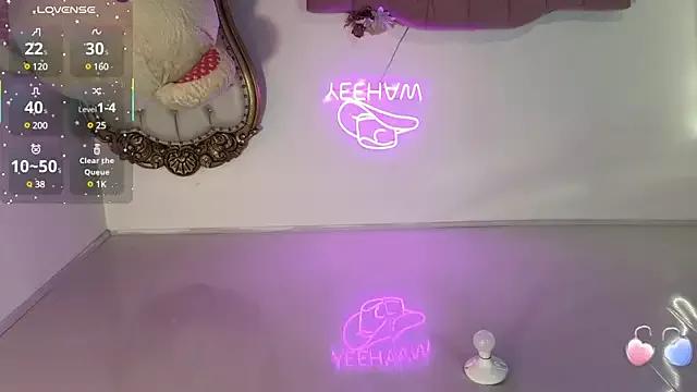 kissy_tay from StripChat is Freechat