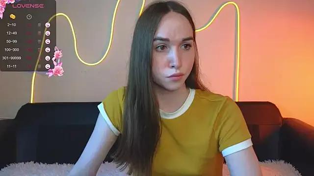 kitty_kattyy from StripChat is Freechat