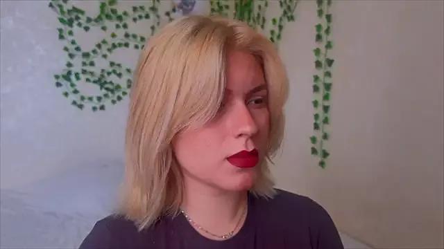kmandarin from StripChat is Freechat