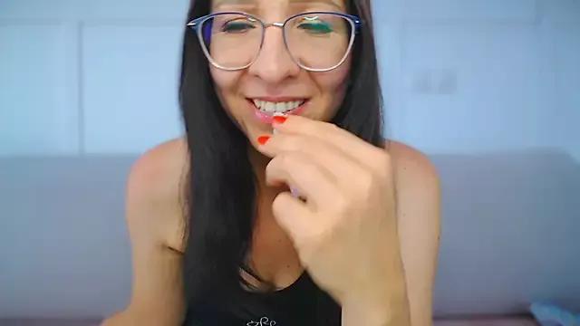 LadyAshleyx from StripChat is Freechat