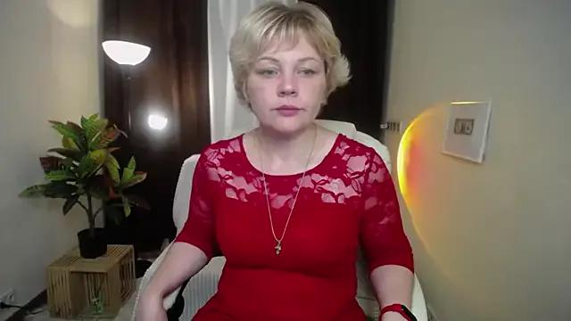 LadyElina from StripChat is Freechat