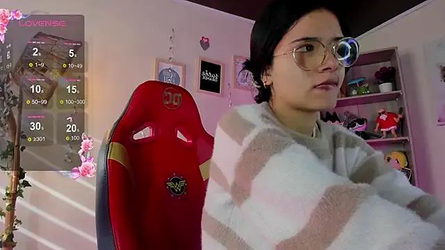 Lana_Dreams_ from StripChat is Freechat