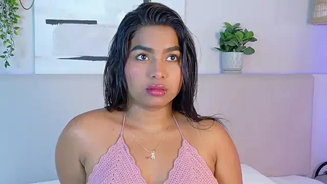 LanaRozz from StripChat is Freechat