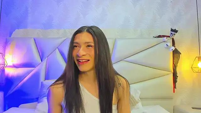 laurettedela_rouse from StripChat is Freechat