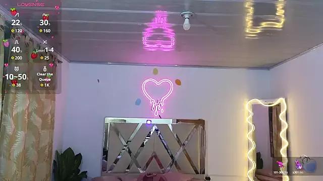 Laylafoxy_tay from StripChat is Freechat
