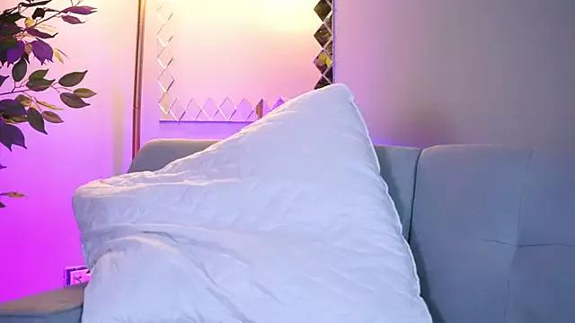 LaylaJadee from StripChat is Freechat
