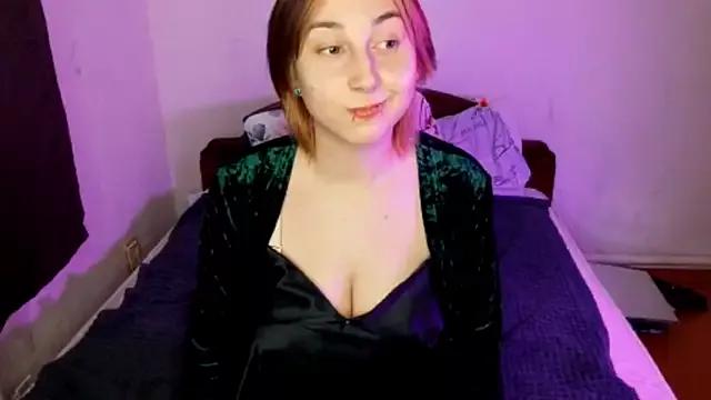 Lexie_meow from StripChat is Freechat
