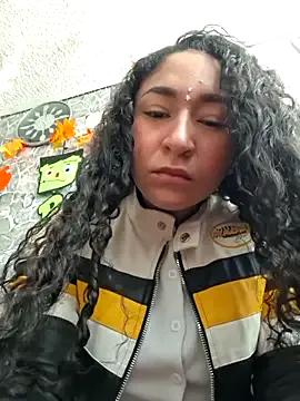 Lexiiee_1 from StripChat is Freechat