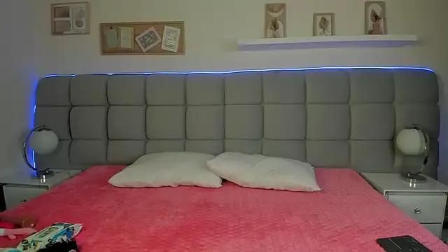 Liah_Marthina from StripChat is Freechat