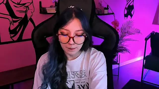 LiliLuna from StripChat is Freechat