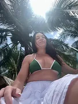LilliThelo from StripChat is Freechat