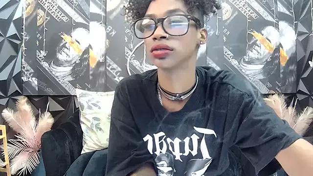 Lilmisbaddyxxx from StripChat is Freechat