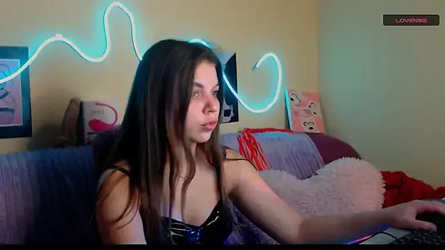 lilyBronks89 from StripChat is Freechat