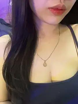 Lin_baby from StripChat is Freechat