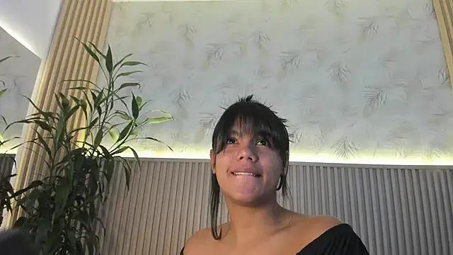 Liss-Reyes from StripChat is Freechat