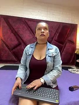 Liss_Taylor from StripChat is Freechat