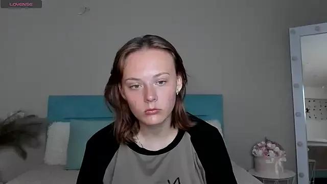 Little_fox1_ from StripChat is Freechat