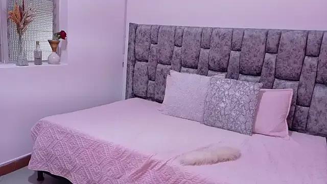 Lizbeth_Rouse from StripChat is Freechat