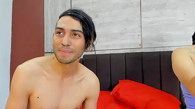 lizzy_and_mark_ from StripChat is Freechat